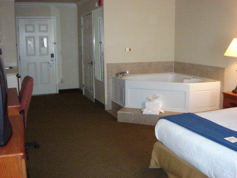 Express & By Ihg Watsonville
