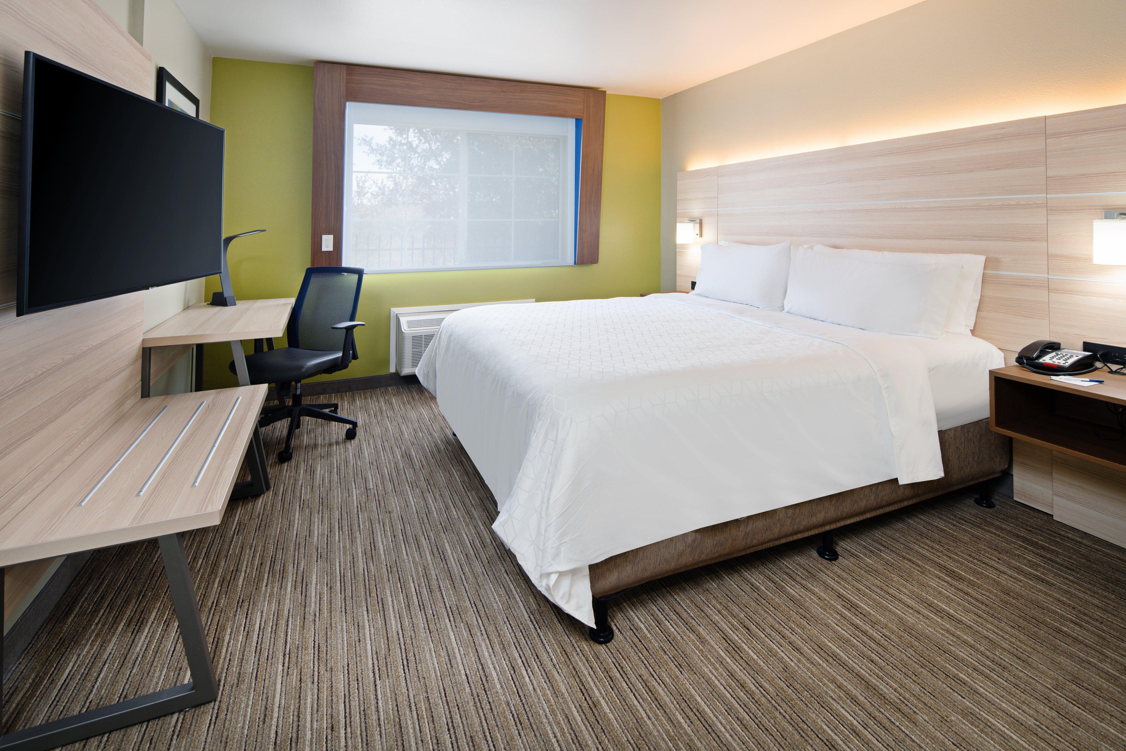Hotel Express & By Ihg Watsonville