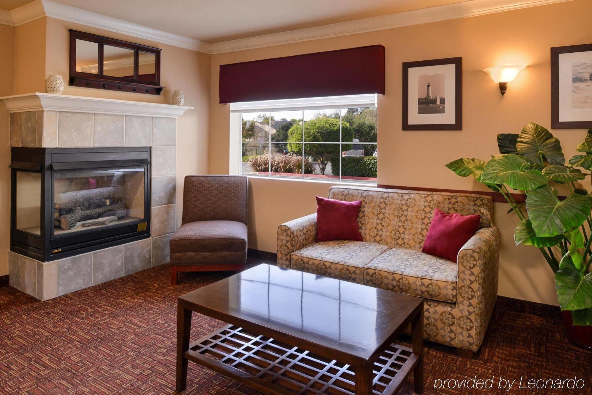 Express & By Ihg 3* Watsonville